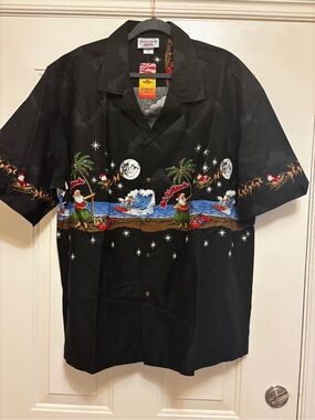 Men’s Festive Black Holiday Christmas Hawaiian Shirt.  Size 3xl